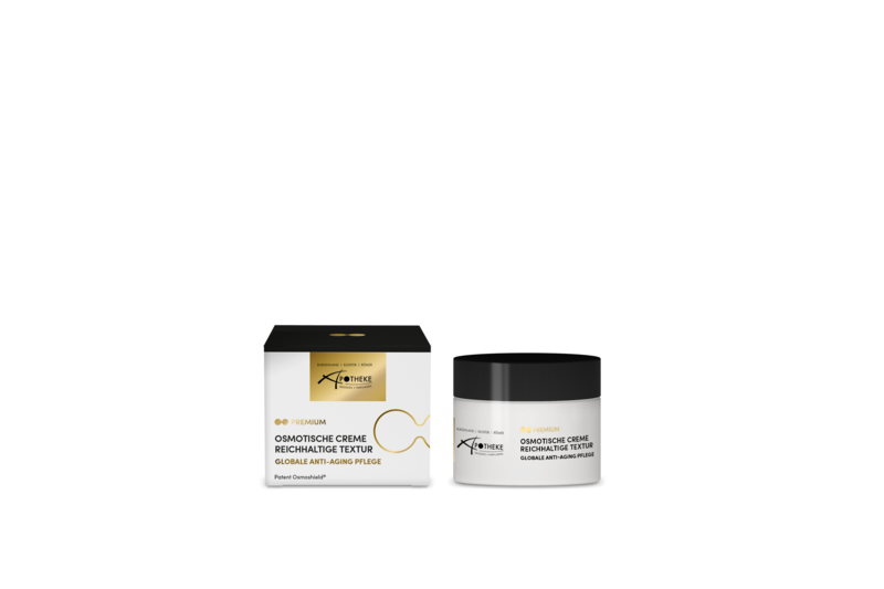 Osmotische_Creme_reichhaltige_TexturFPCVOC33T-09_24.png Dose mit osmatischer Creme in reichhaltiger Textur für globale Anti-Aging Pflege, verpackt in einer eleganten Box.